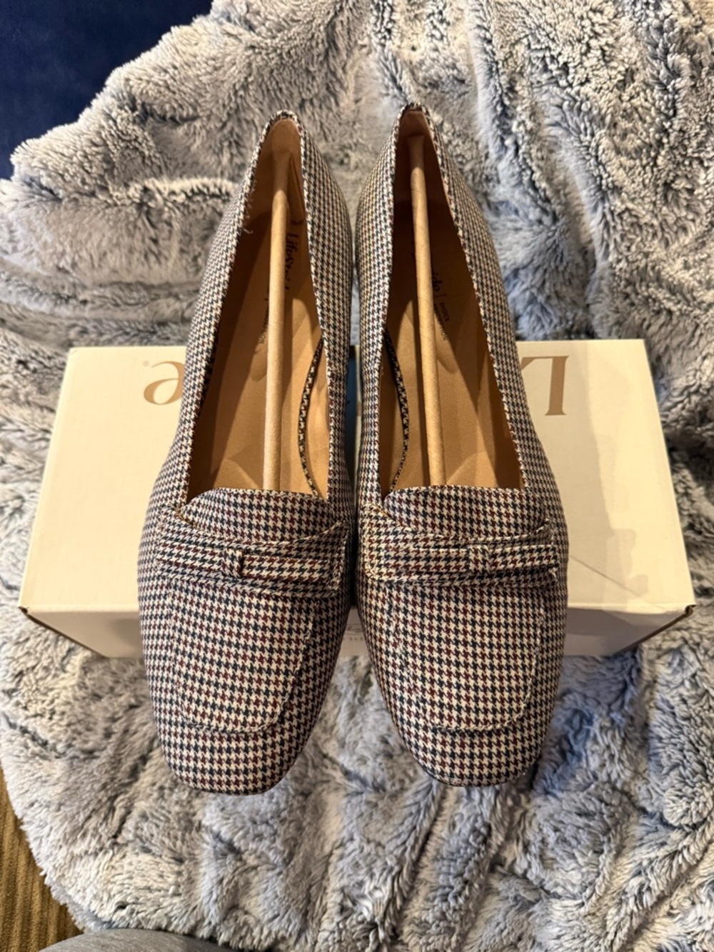 Life Stride Houndstooth Loafers in Black, White & Brown - Picture 3 of 4